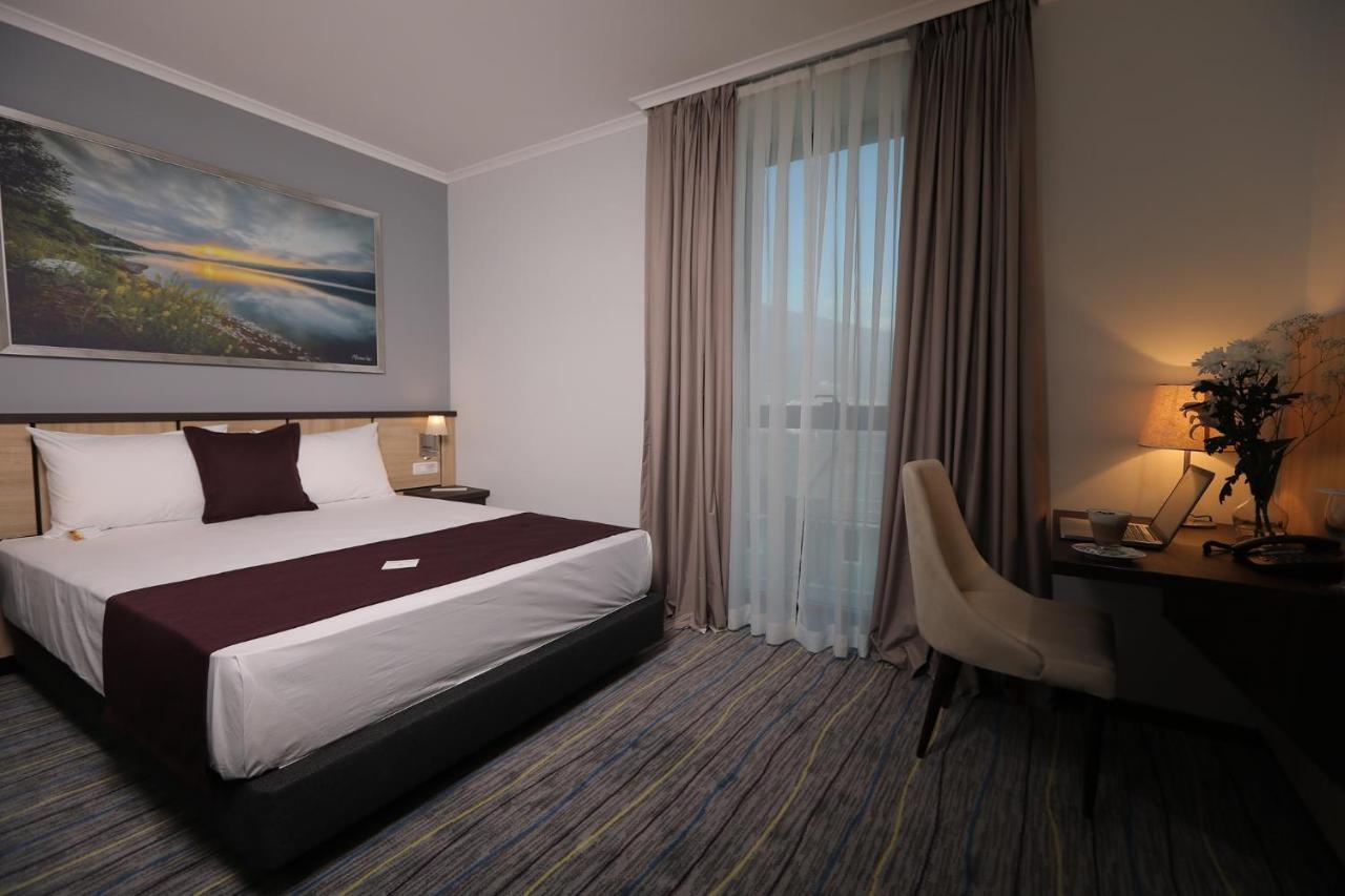 Mercure Tetovo Extérieur photo